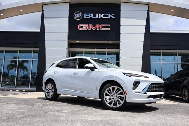 2025 Buick Envision Avenir's photo