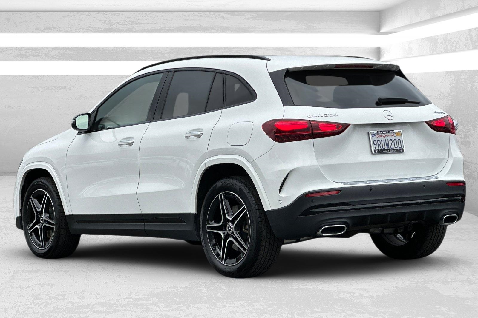 2025 Mercedes Benz GLA 250 4MATIC photo 3