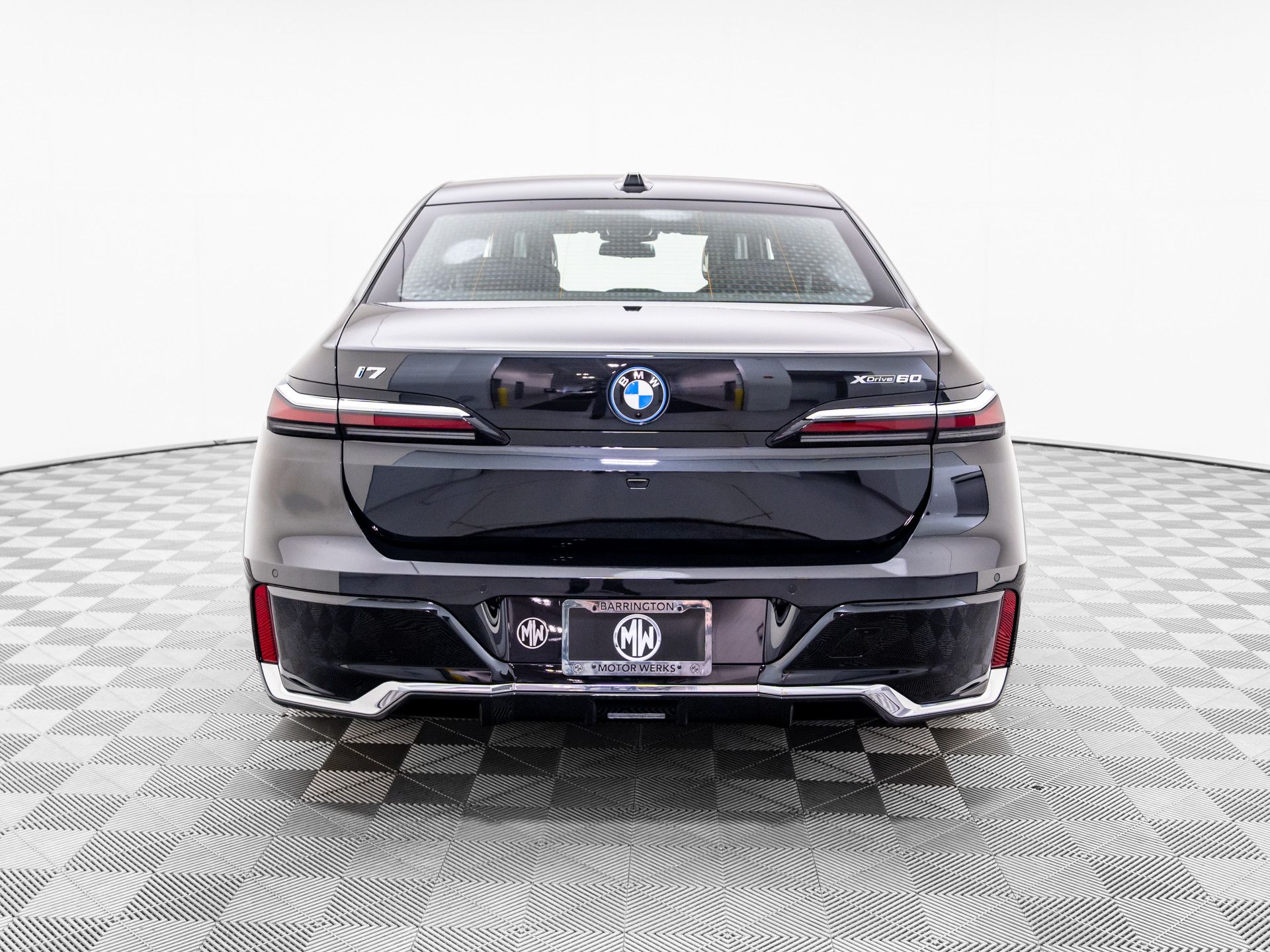 New 2025 Black Sapphire Metallic BMW xDrive60 image 4