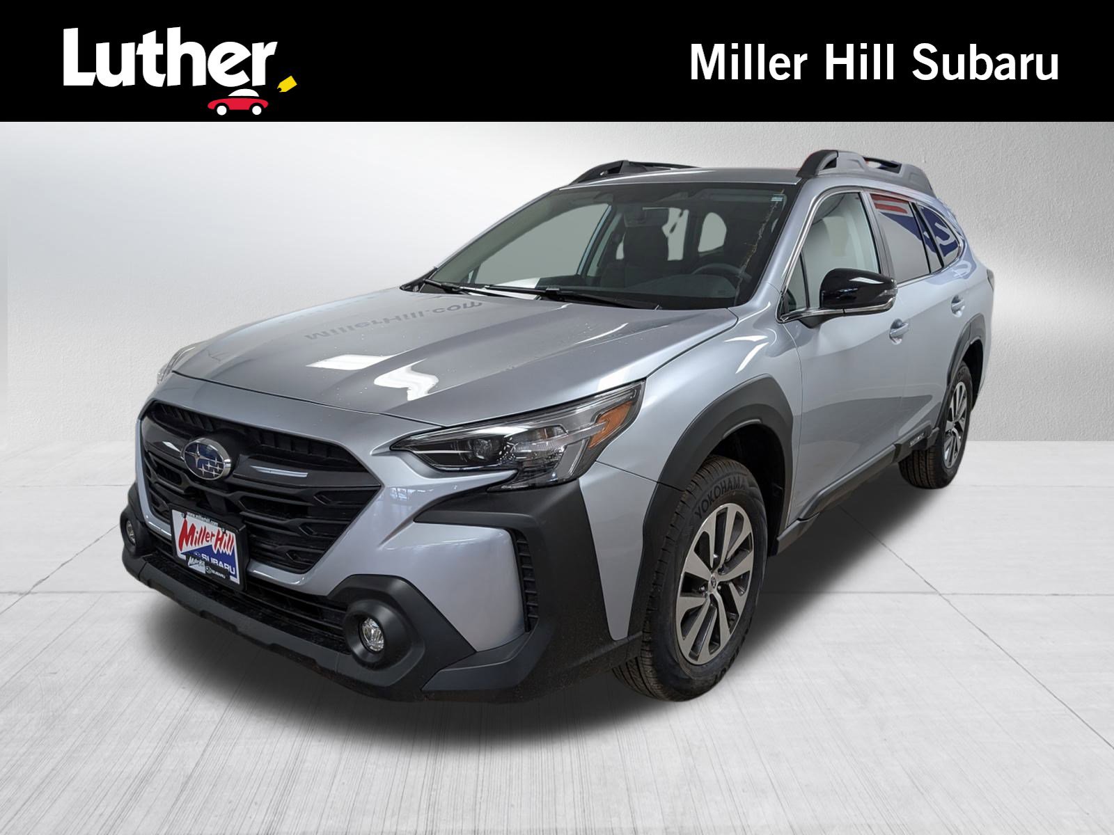 2025 Subaru Outback Premium's photo