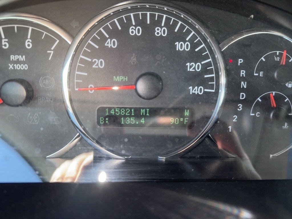 Used 2008 Buick LaCrosse CXL with VIN 2G4WD582981175229 for sale in McMinnville, OR