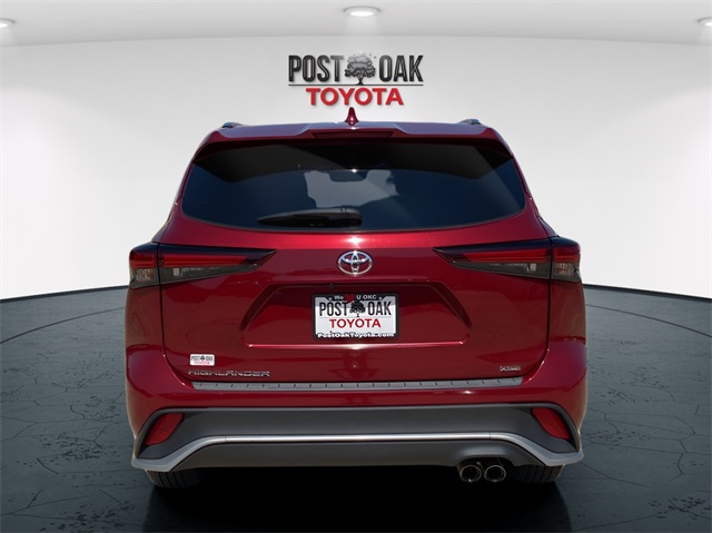 2024 Toyota Highlander XSE photo 6