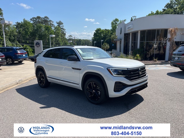 2025 Volkswagen Atlas Cross Sport SEL R-LINE's photo