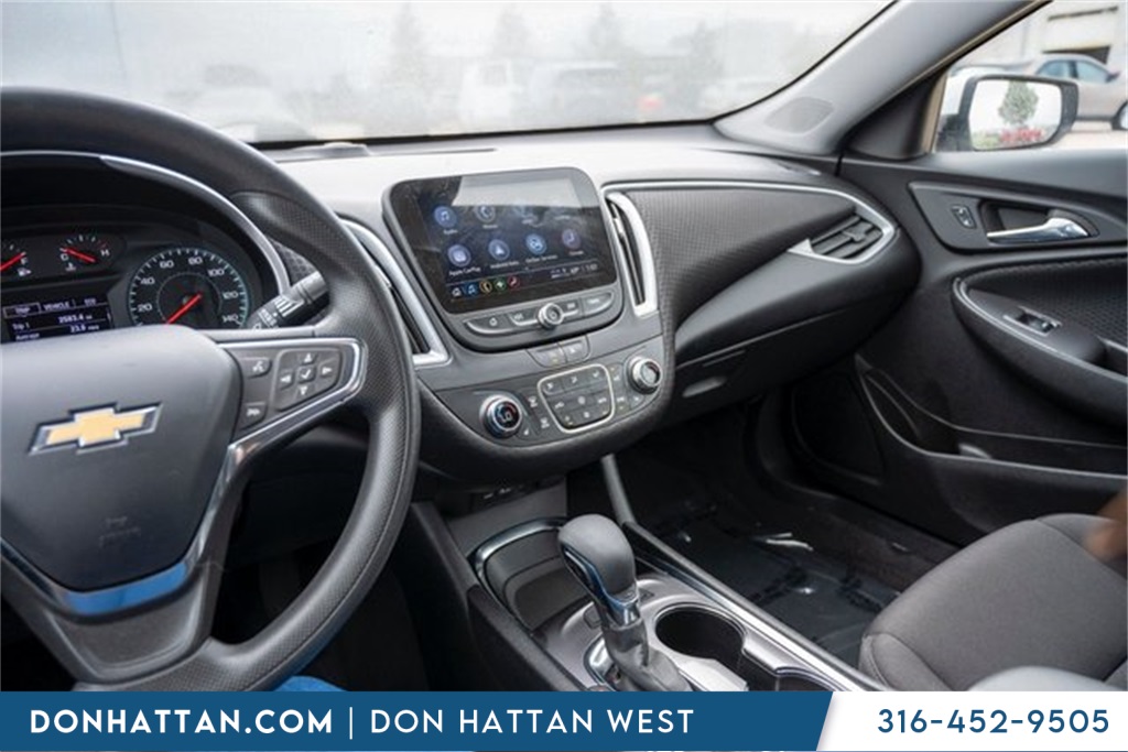 2023 Chevrolet Malibu 1LT photo 17