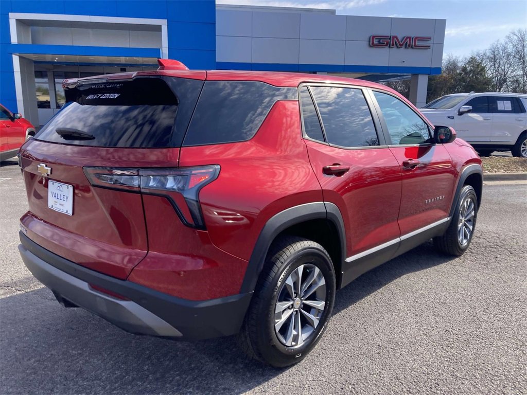 2026 Chevrolet Equinox LT photo 3