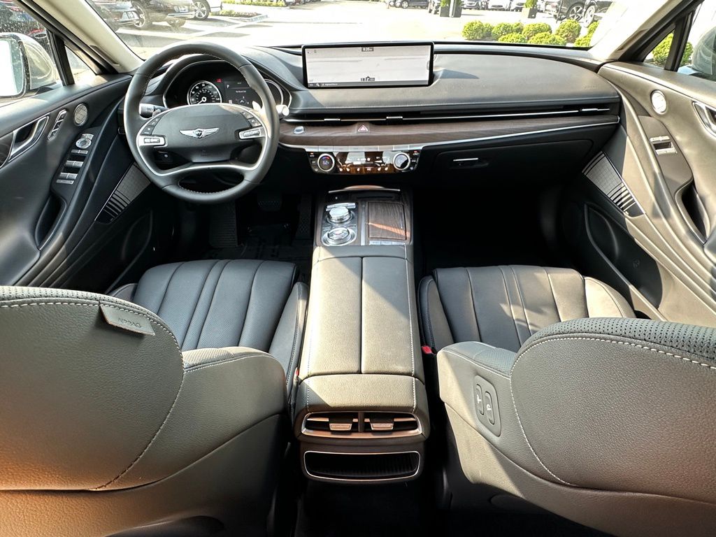 2024 Genesis Electrified G80 photo 22
