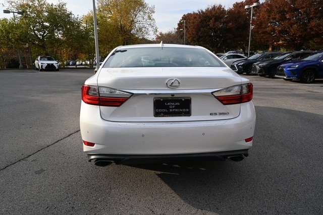 2017 Lexus ES 350 photo 4
