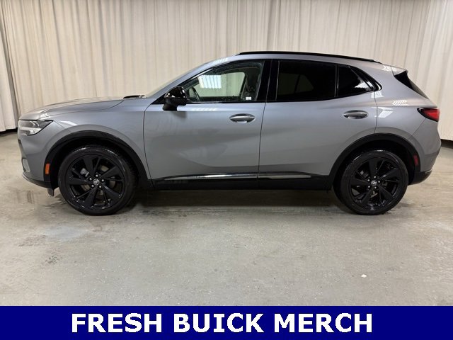 2022 Buick Envision Essence Sport Touring photo 4
