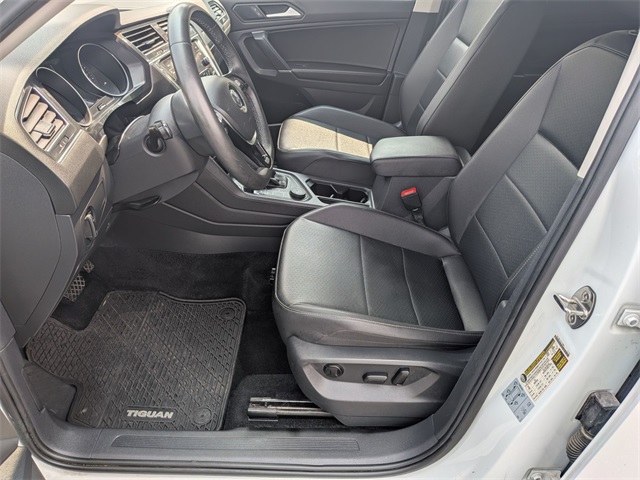2020 Volkswagen Tiguan SE photo 8
