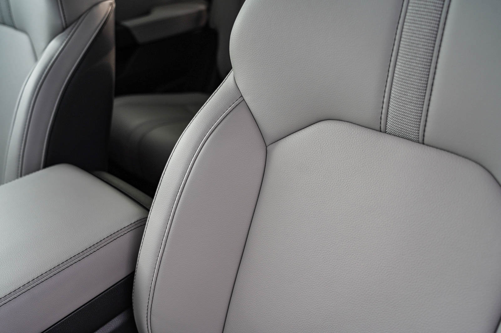2025 Honda Pilot EX-L photo 11
