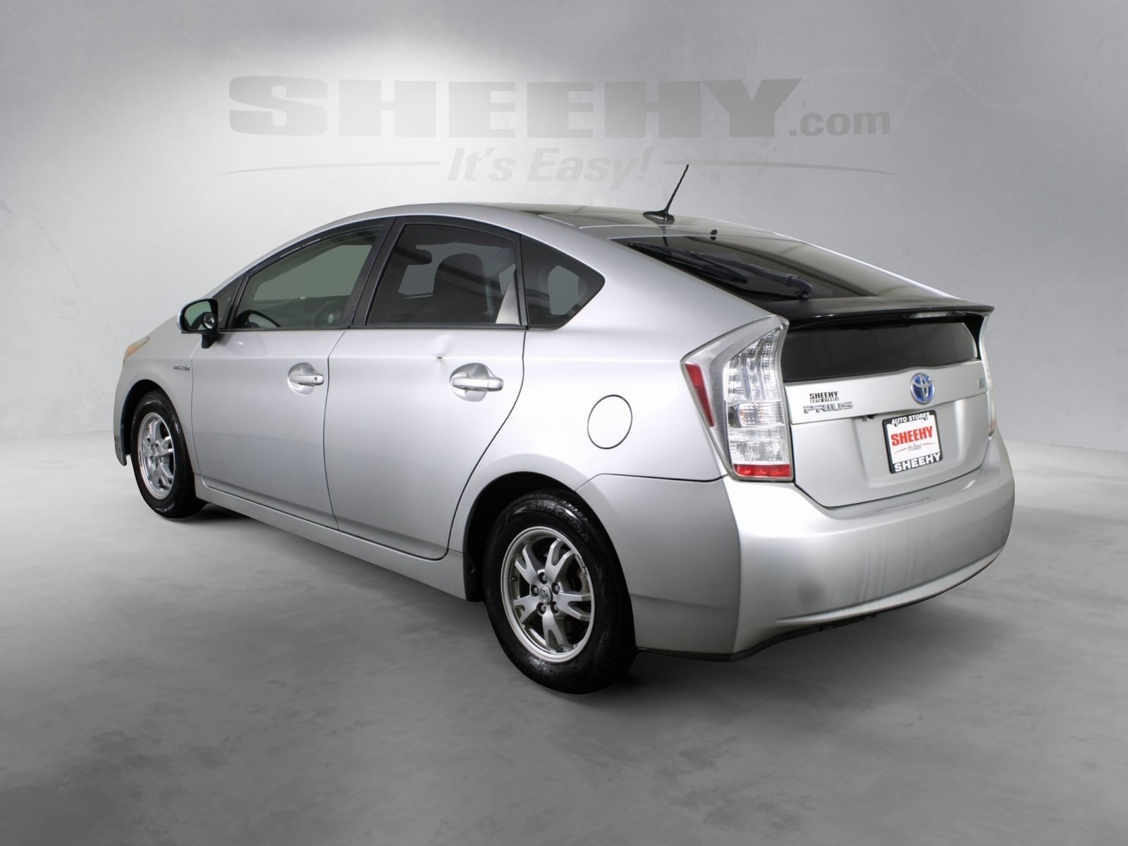 2010 Toyota Prius Four photo 4
