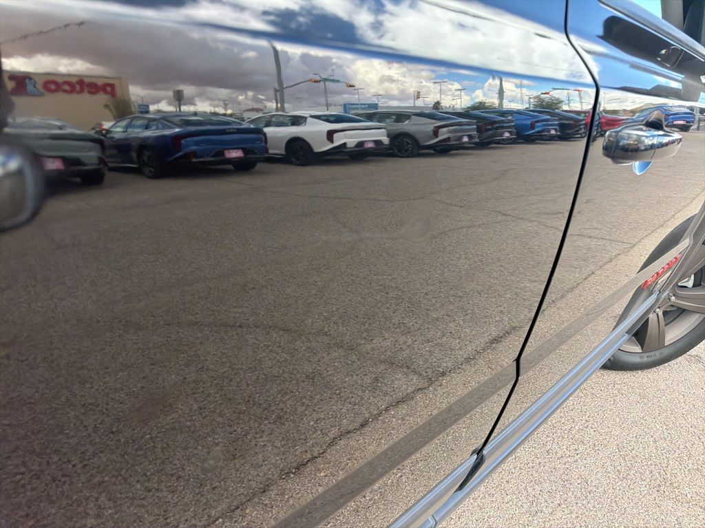 2016 Jeep Patriot 75th Anniversary Edition photo 3