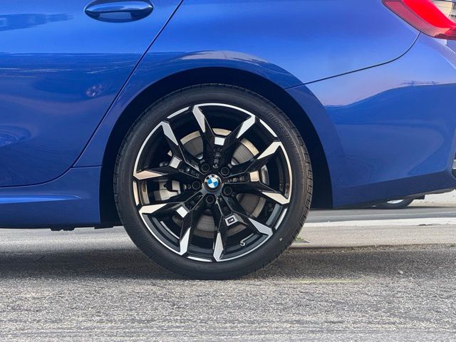2025 Bmw 330i xDrive photo 3