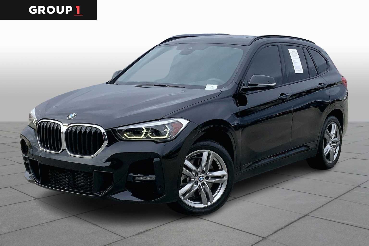 2021 BMW X1 28i's photo