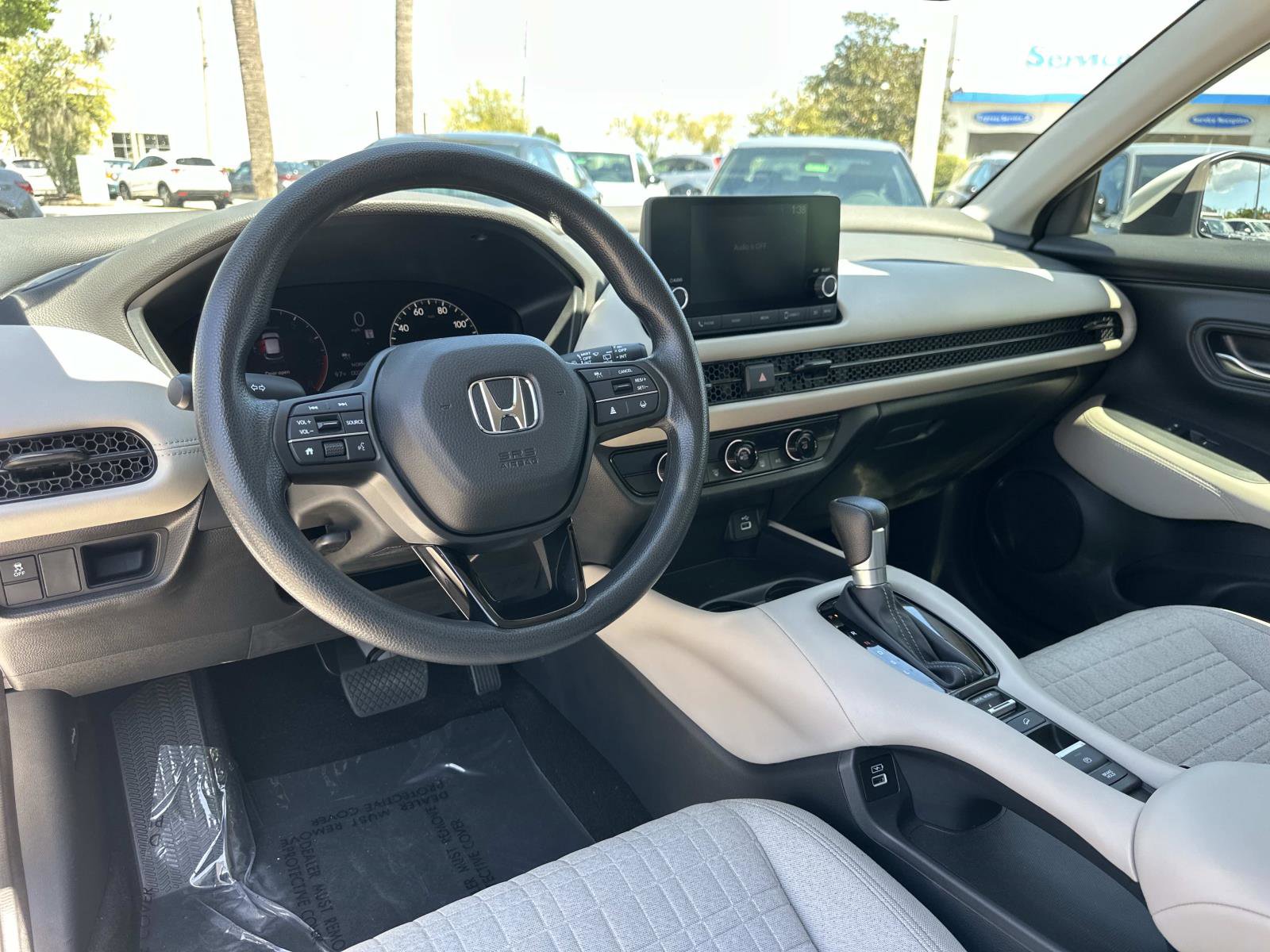 2023 Honda HR-V LX photo 13