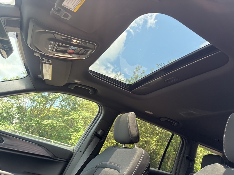 2025 Jeep Grand Cherokee Laredo X photo 24