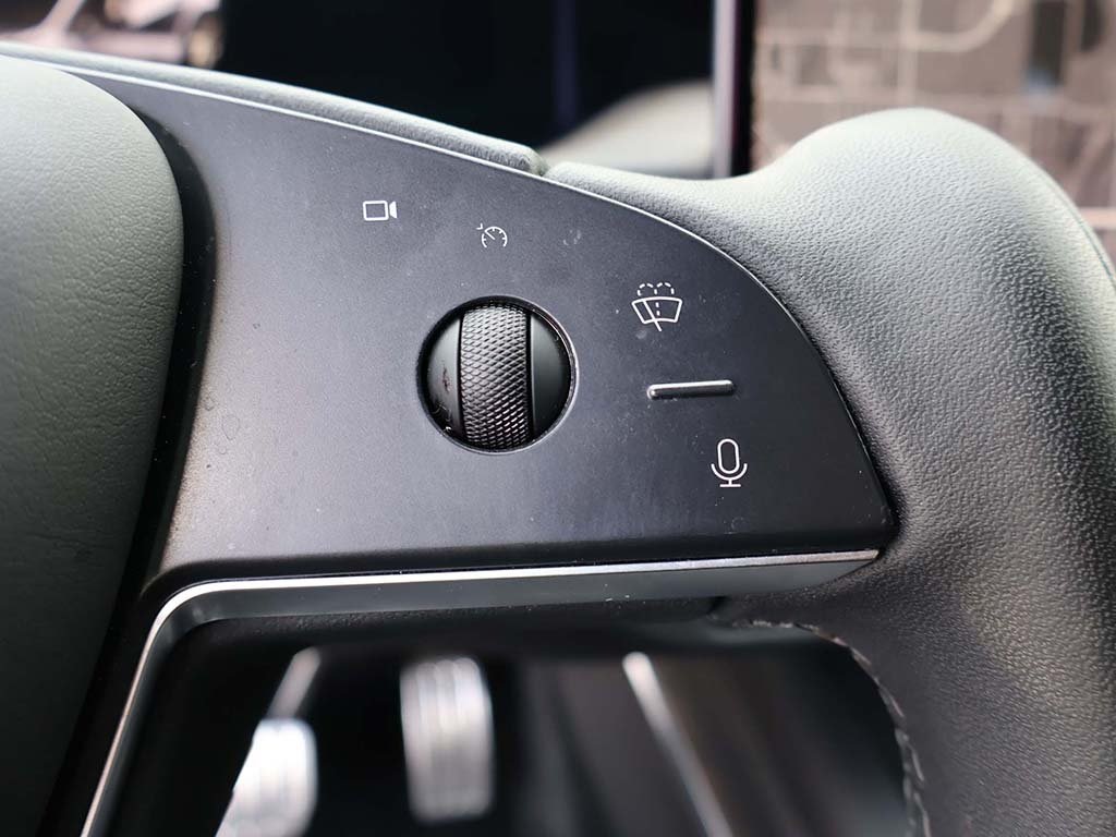 2022 Tesla Model S photo 39