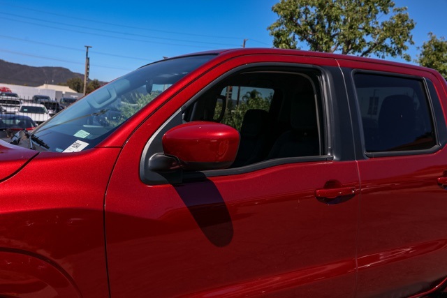 2024 Nissan Frontier SV photo 11