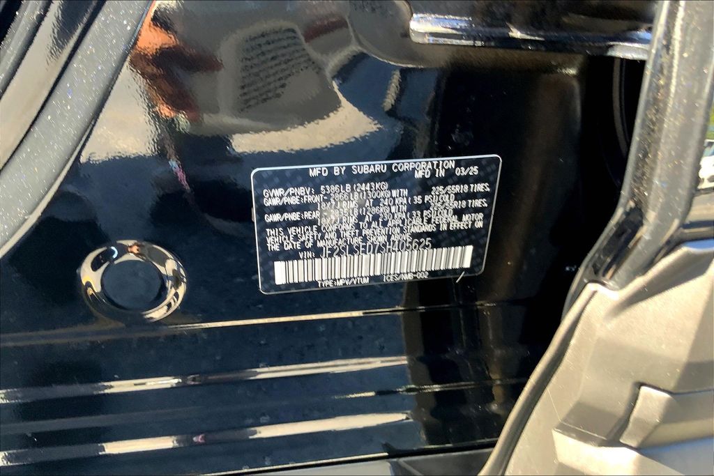 2025 Subaru Forester Premium photo 31