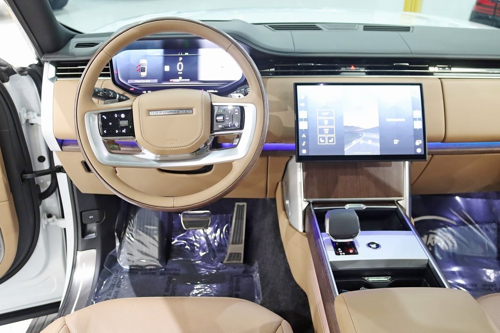 2024 Land Rover Range Rover Autobiography photo 16
