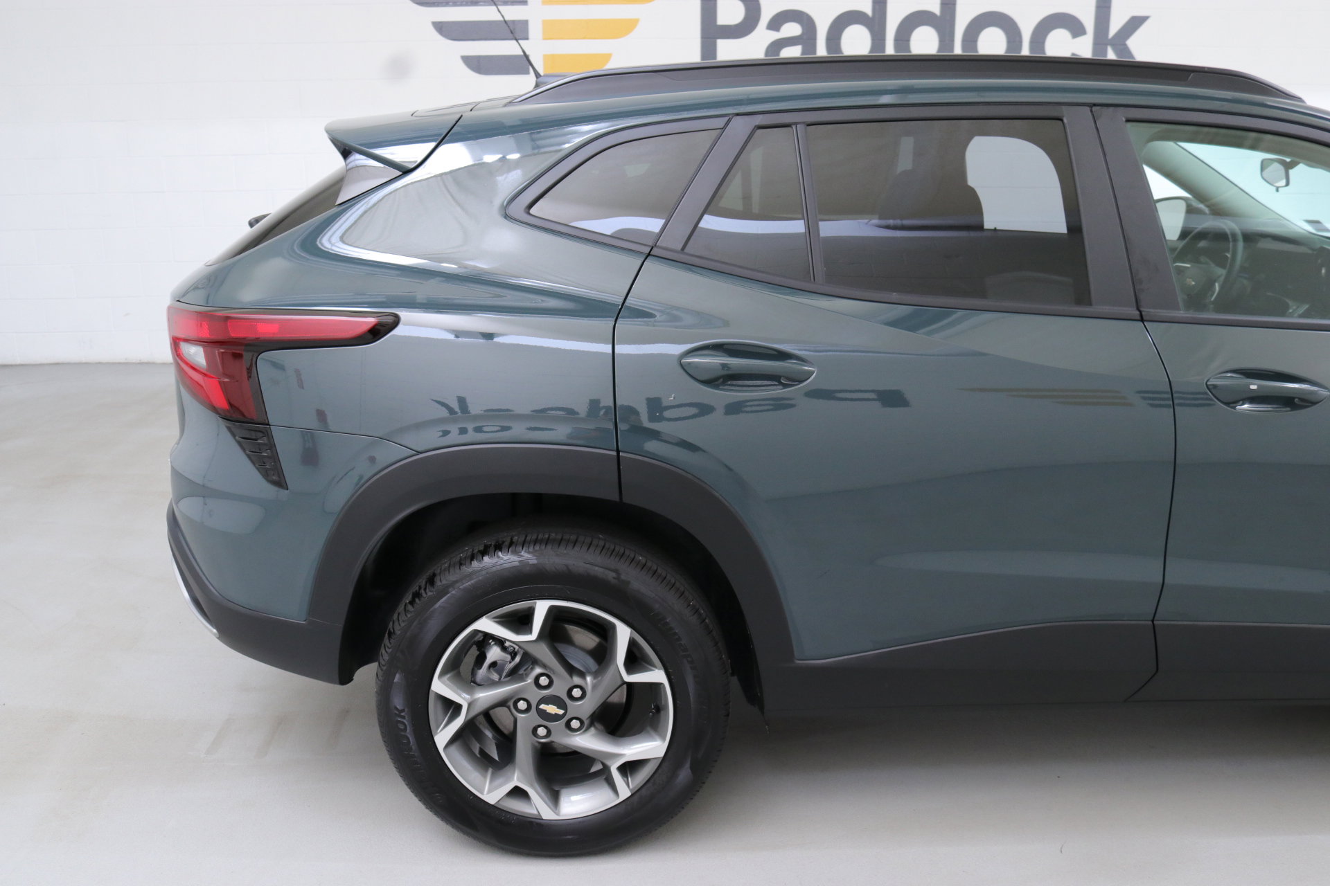 2025 Chevrolet Trax LT photo 8