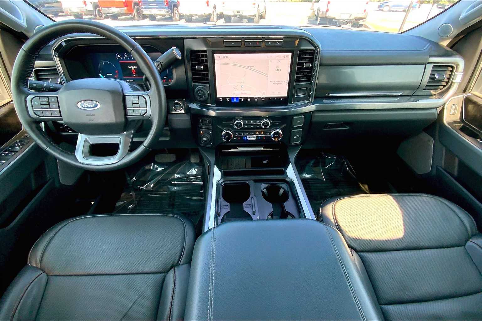 2024 Ford F-250 Lariat photo 14