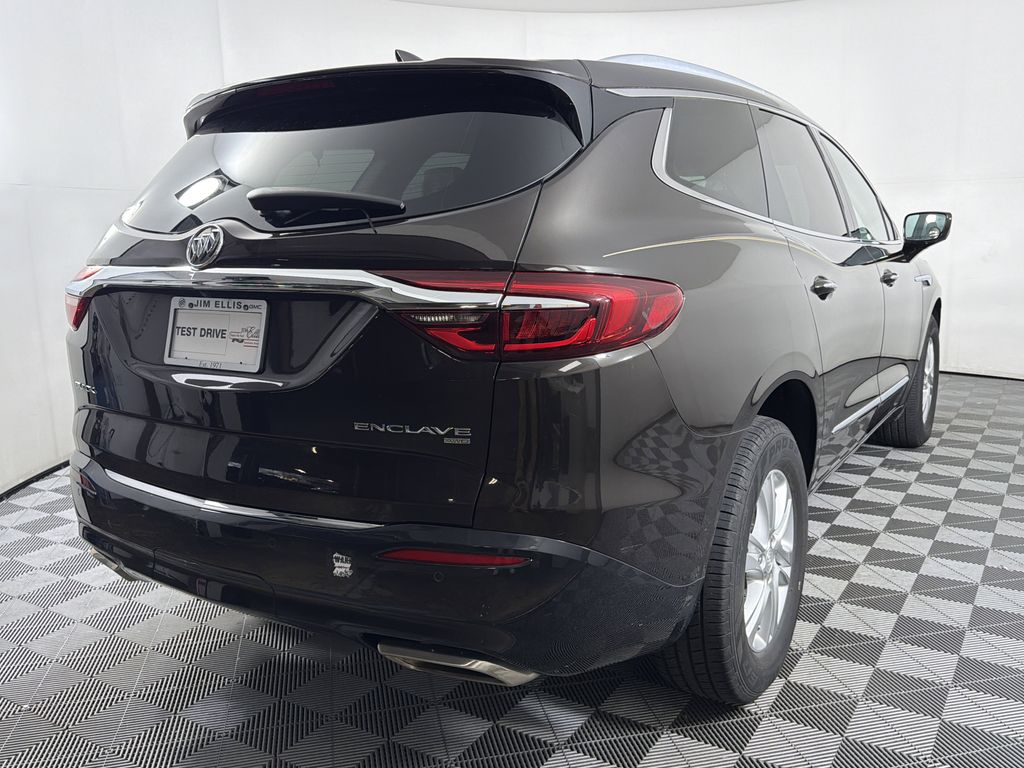 2018 Buick Enclave Essence photo 6