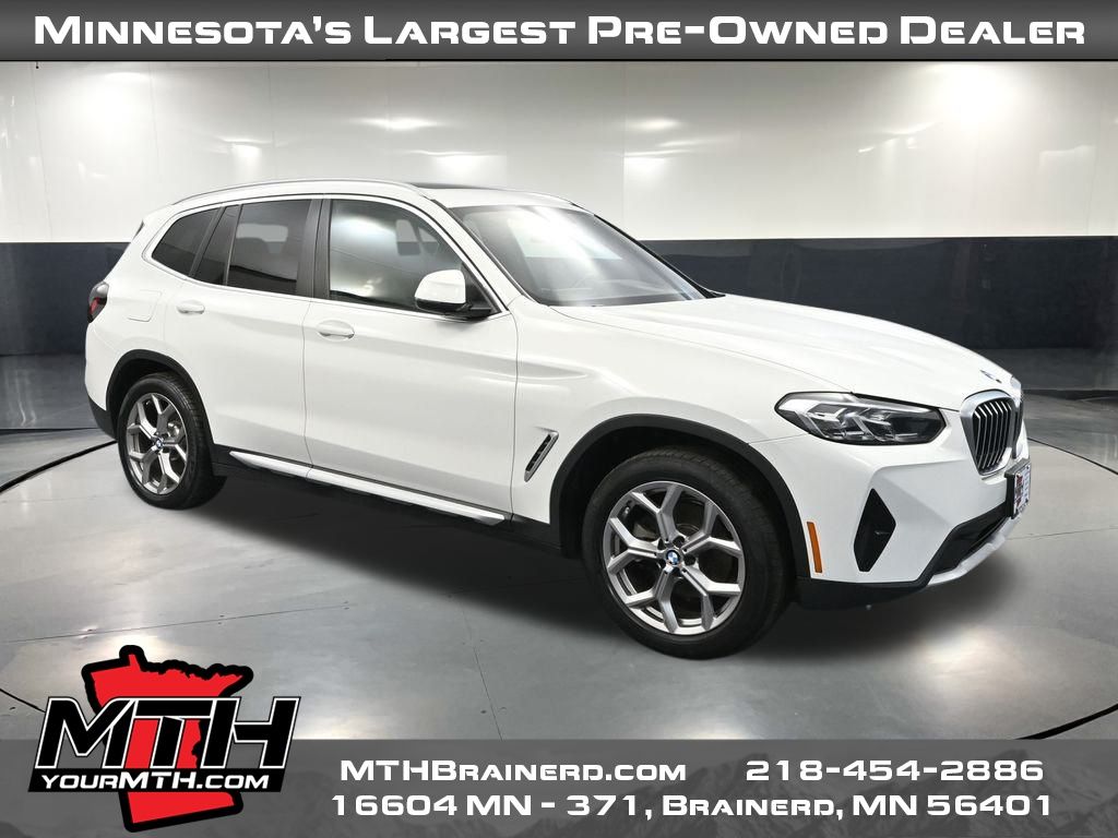2023 BMW X3 30i's photo