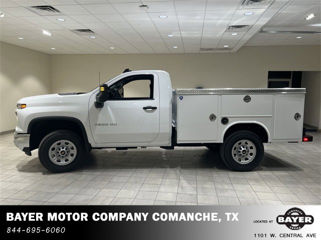 2024 Chevrolet Silverado 3500HD photo 2