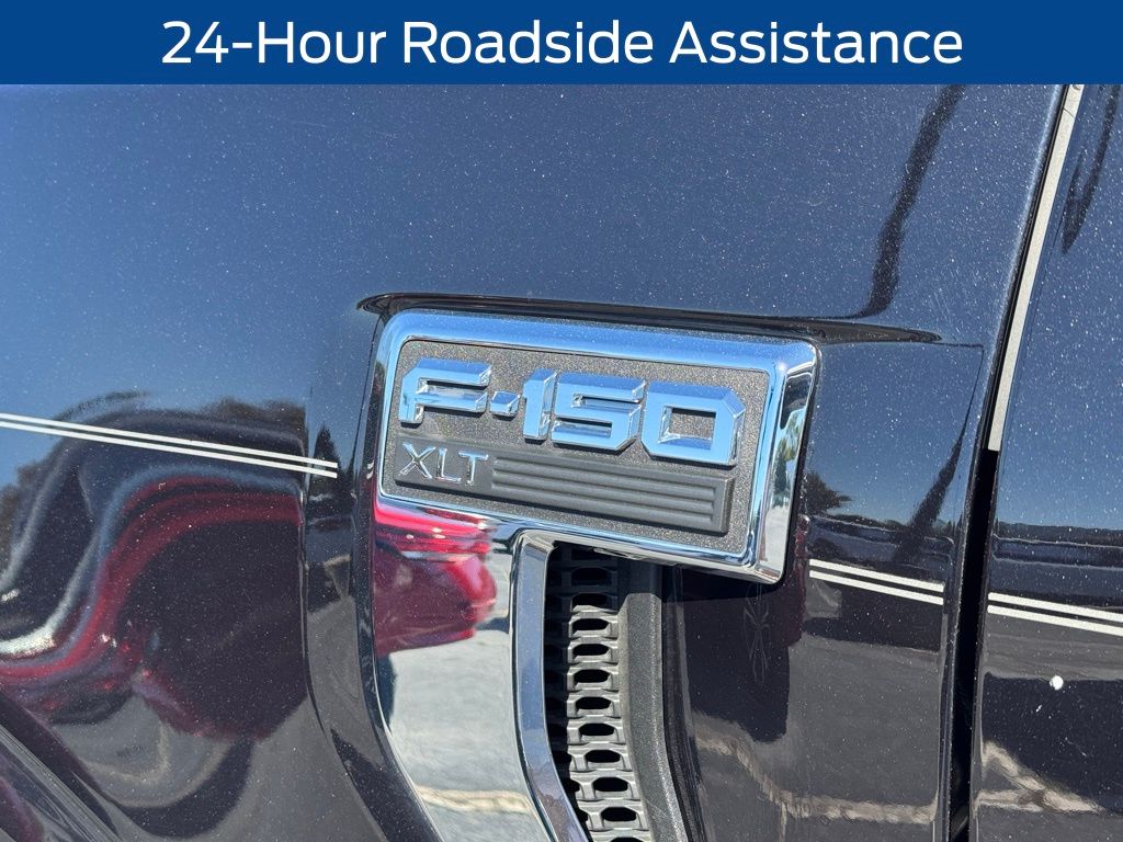 2022 Ford F-150 XLT FX4 photo 4