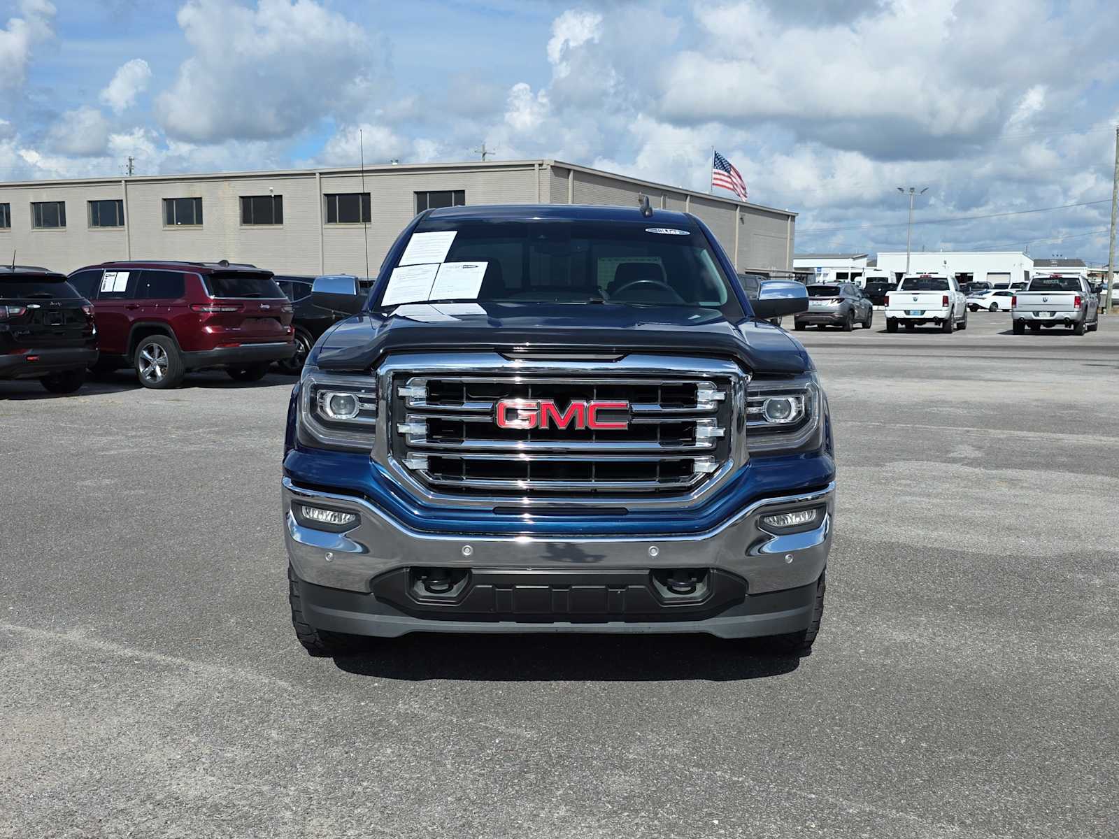 2018 Gmc Sierra 1500 SLT photo 3
