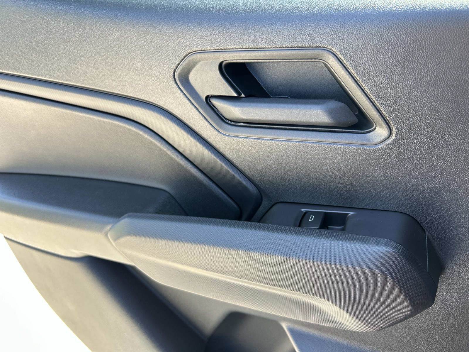 2026 Chevrolet Colorado Trail Boss photo 17