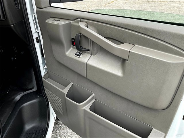 2024 Chevrolet Express Cargo Work Van photo 11