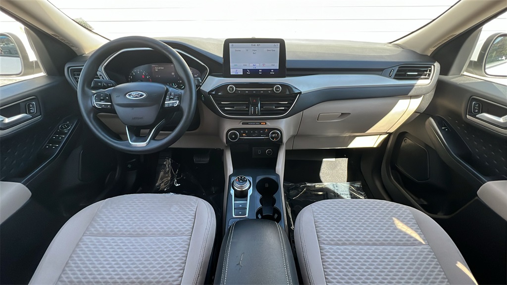 2020 Ford Escape SE photo 3
