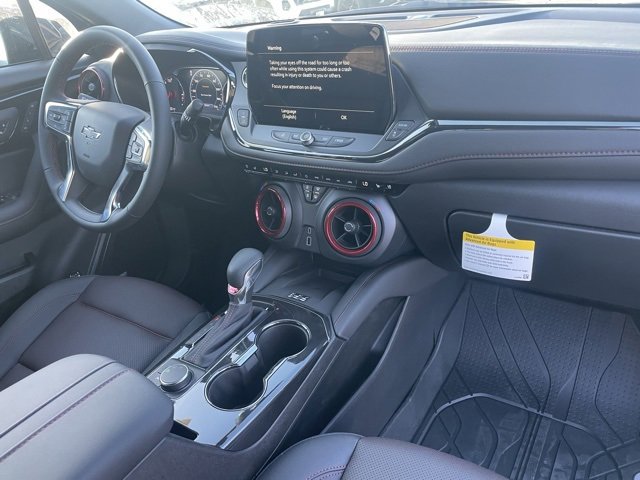 2025 Chevrolet Blazer RS photo 17