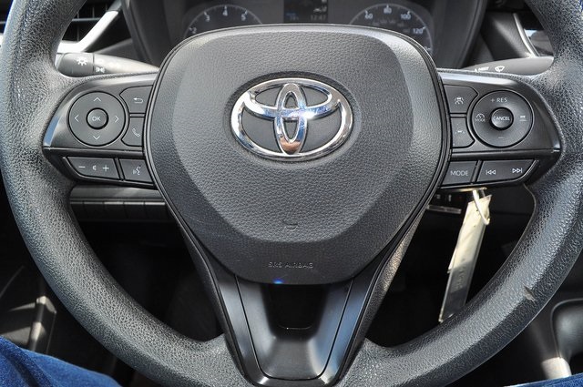 2023 Toyota Corolla LE photo 29