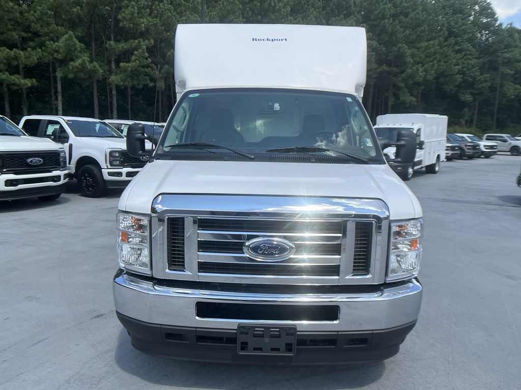 2025 Ford E-350 Base photo 2
