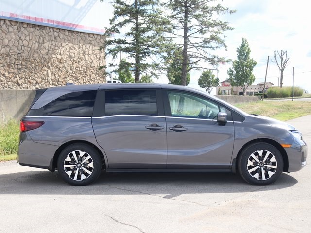 2026 Honda Odyssey EX-L photo 4