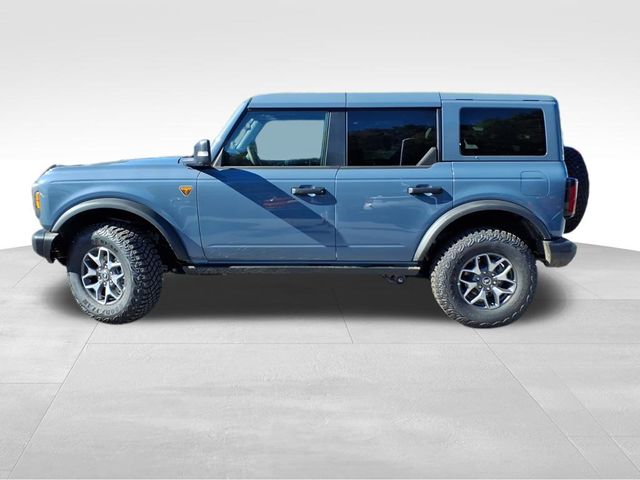 2025 Ford Bronco Badlands photo 3
