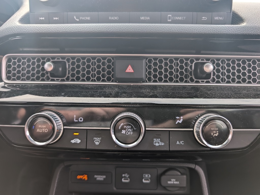 2025 Honda Civic Sport photo 14