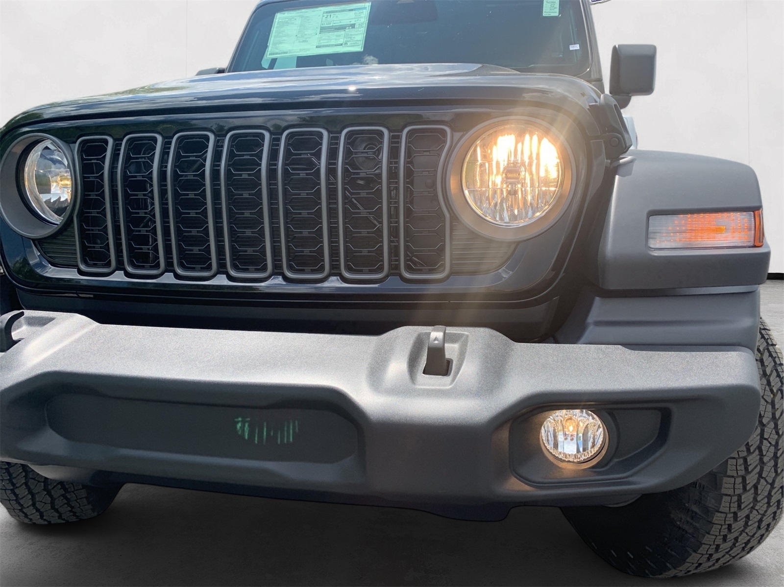 2025 Jeep Wrangler Sport S photo 31