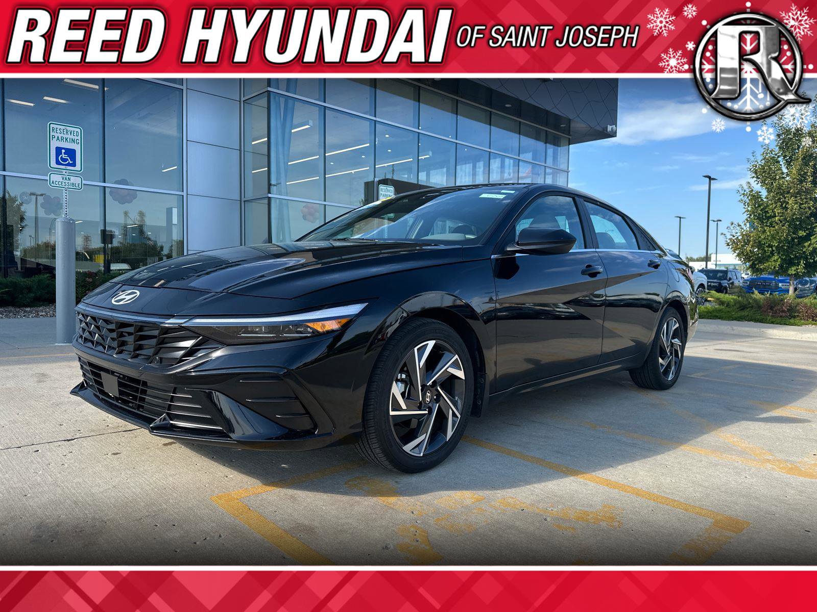 2025 Hyundai Elantra SEL's photo