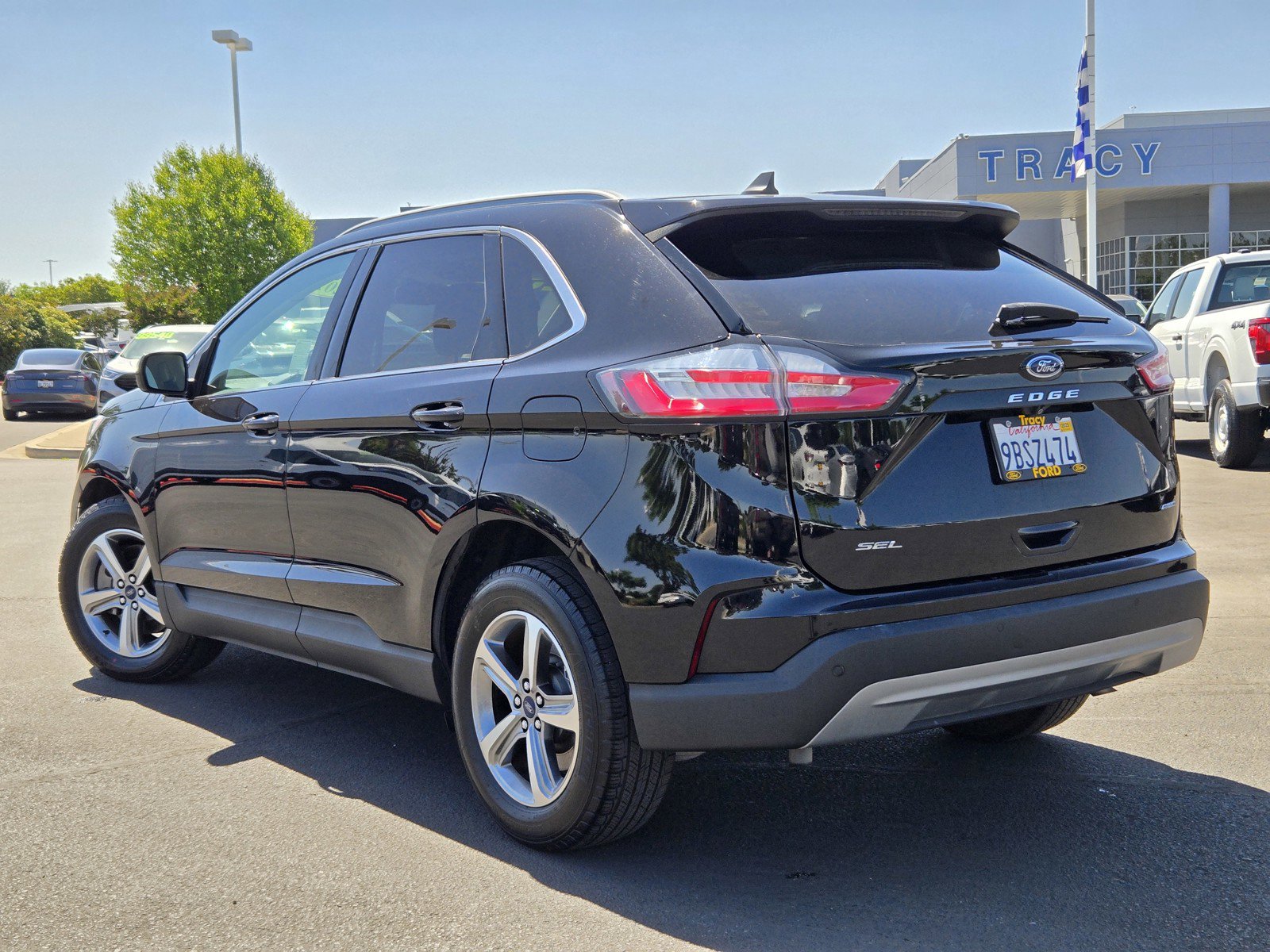 2022 Ford Edge SEL photo 8