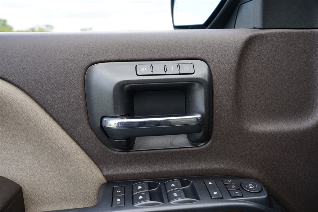 2017 Gmc Sierra 1500 SLT photo 19