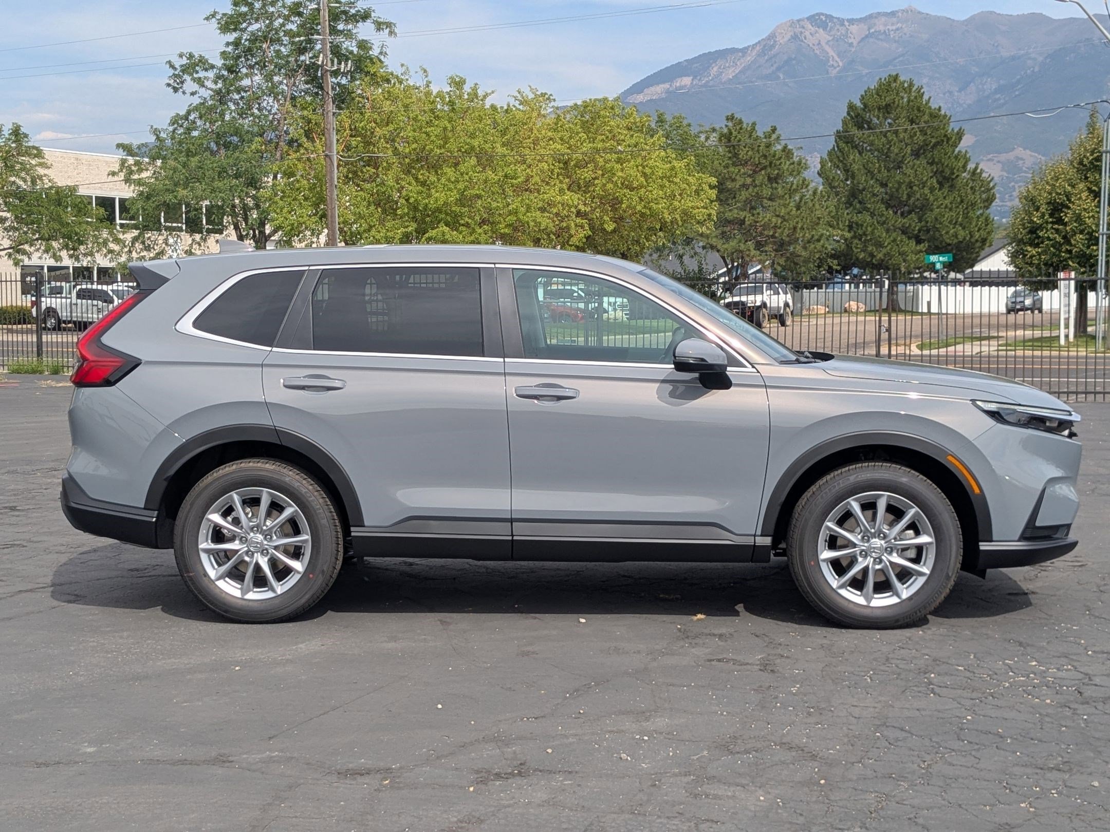 2026 Honda CR-V EX photo 2