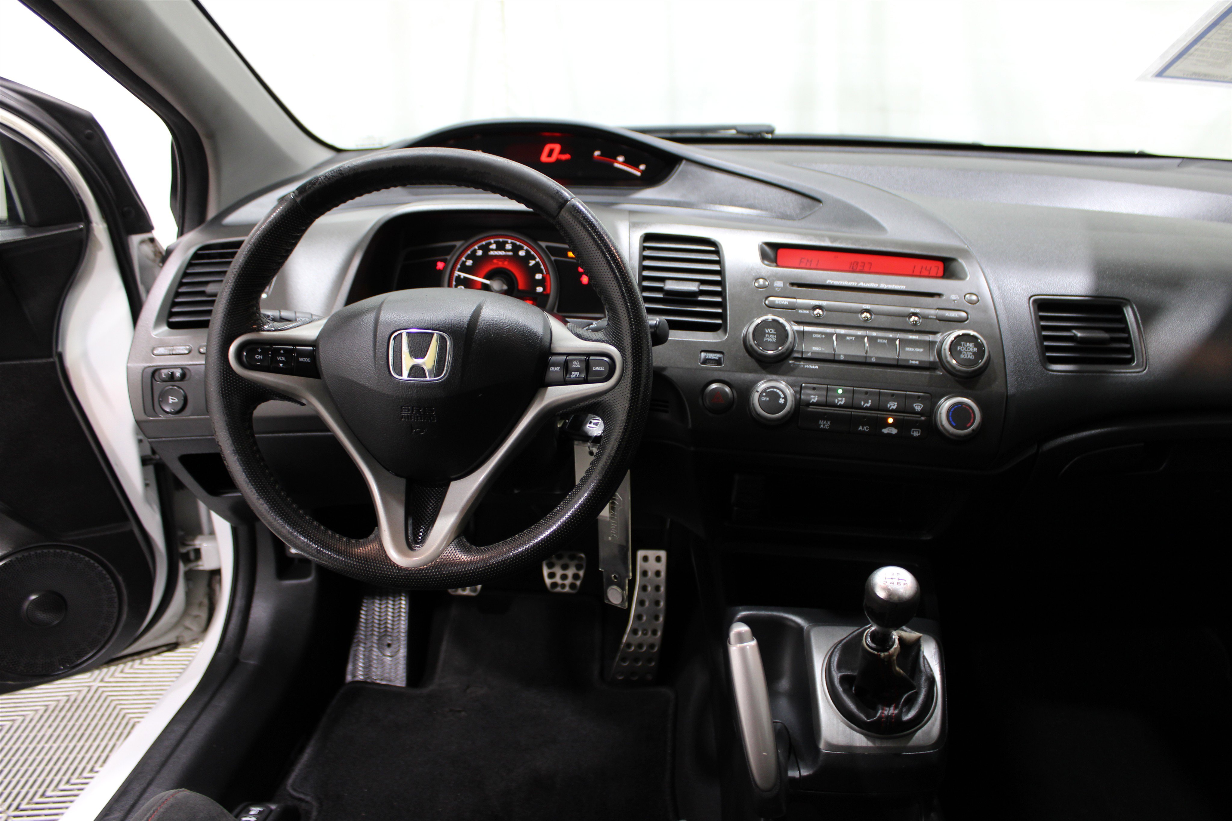 Used 2011 Honda Civic SI with VIN 2HGFG2A58BH701347 for sale in Wichita, KS