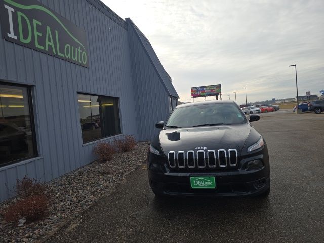 2014 Jeep Cherokee Sport photo 3