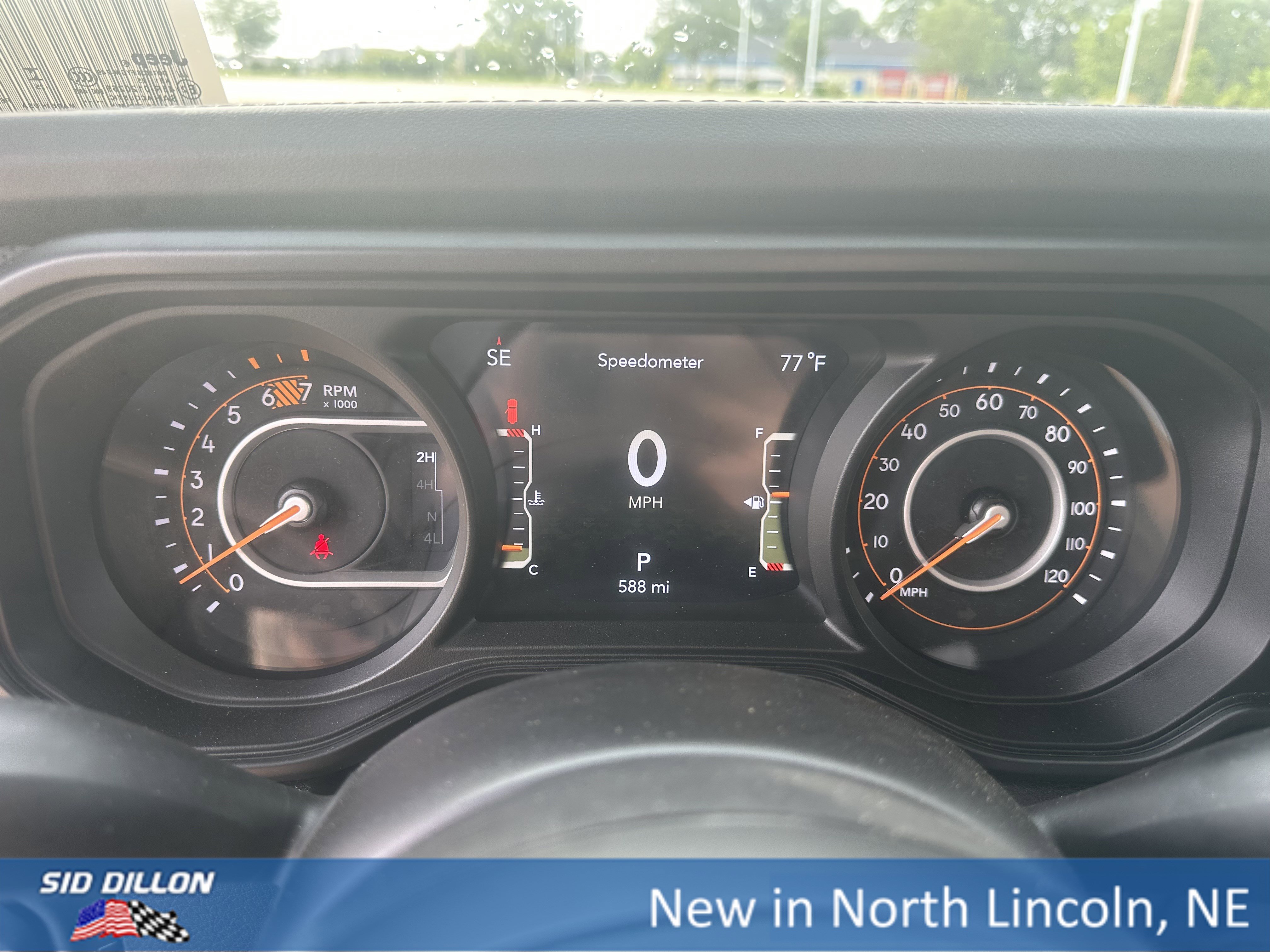2025 Jeep Wrangler Rubicon photo 3