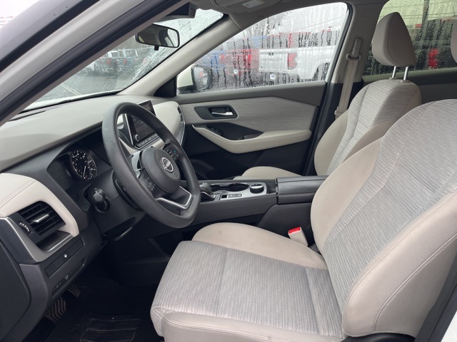 2023 Nissan Rogue SV photo 4