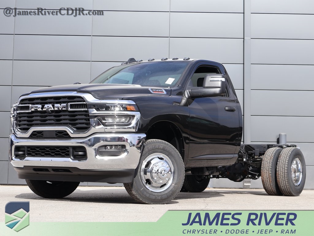 2026 RAM Ram 3500 Chassis Cab Tradesman's photo